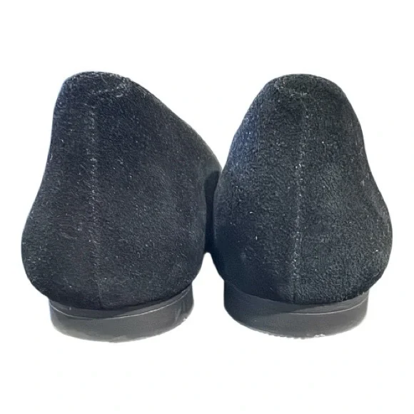 VIONIC black suede pointed toe flats, size 8 - Picture 6 of 11